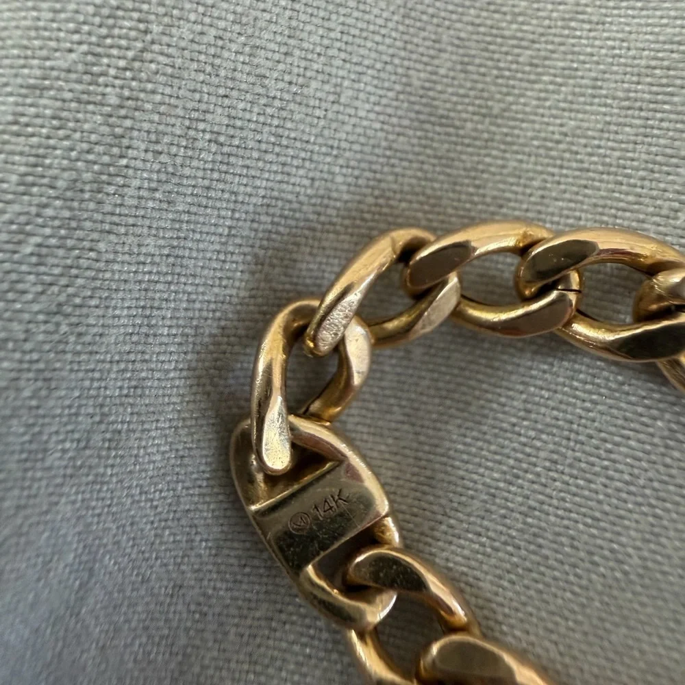 Mejuri Bold 14k Chain Ring Size 6. Purchased from Mejuri. M & 14k stamp shown - Picture 5 of 5